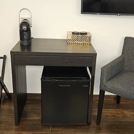 Konukevi Alveari E Nidi