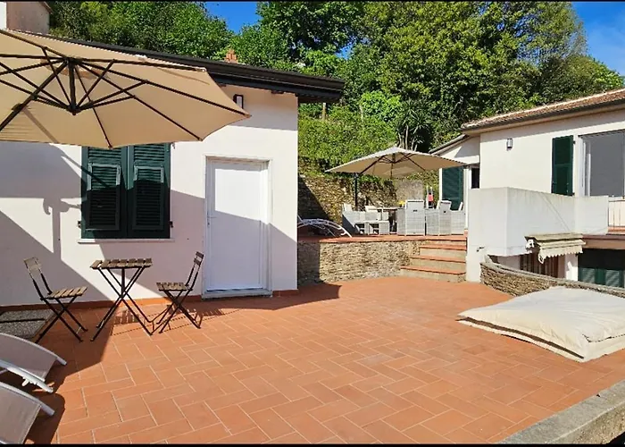 Alveari E Nidi 3* Ameglia